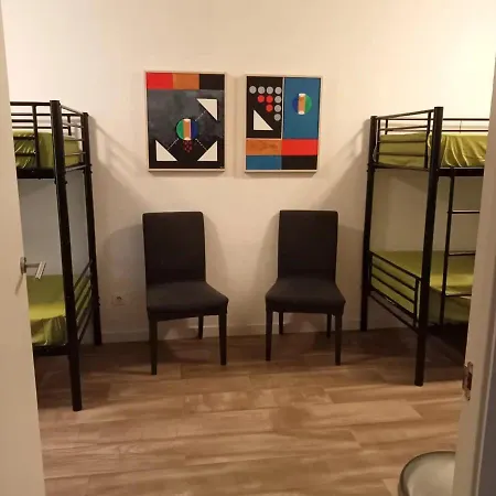 Hostel Paralel Barcelona